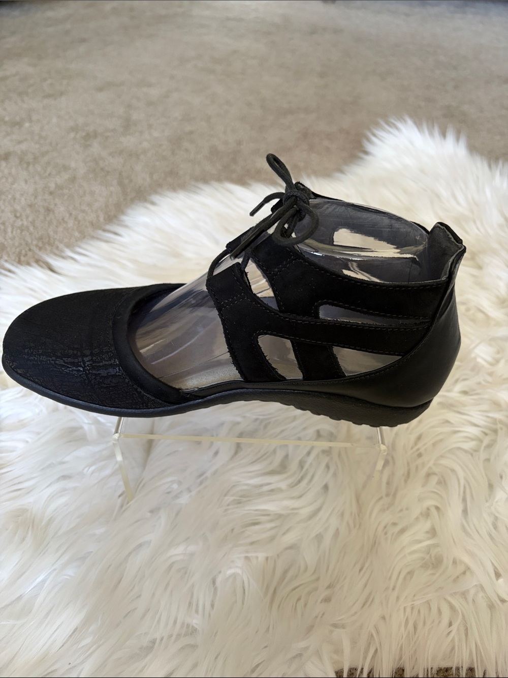 NAOT Kata Women’s Lace-Up Closed Toe Sandals in Black Crackle Leather Size EU 38 - Picture 13 of 16